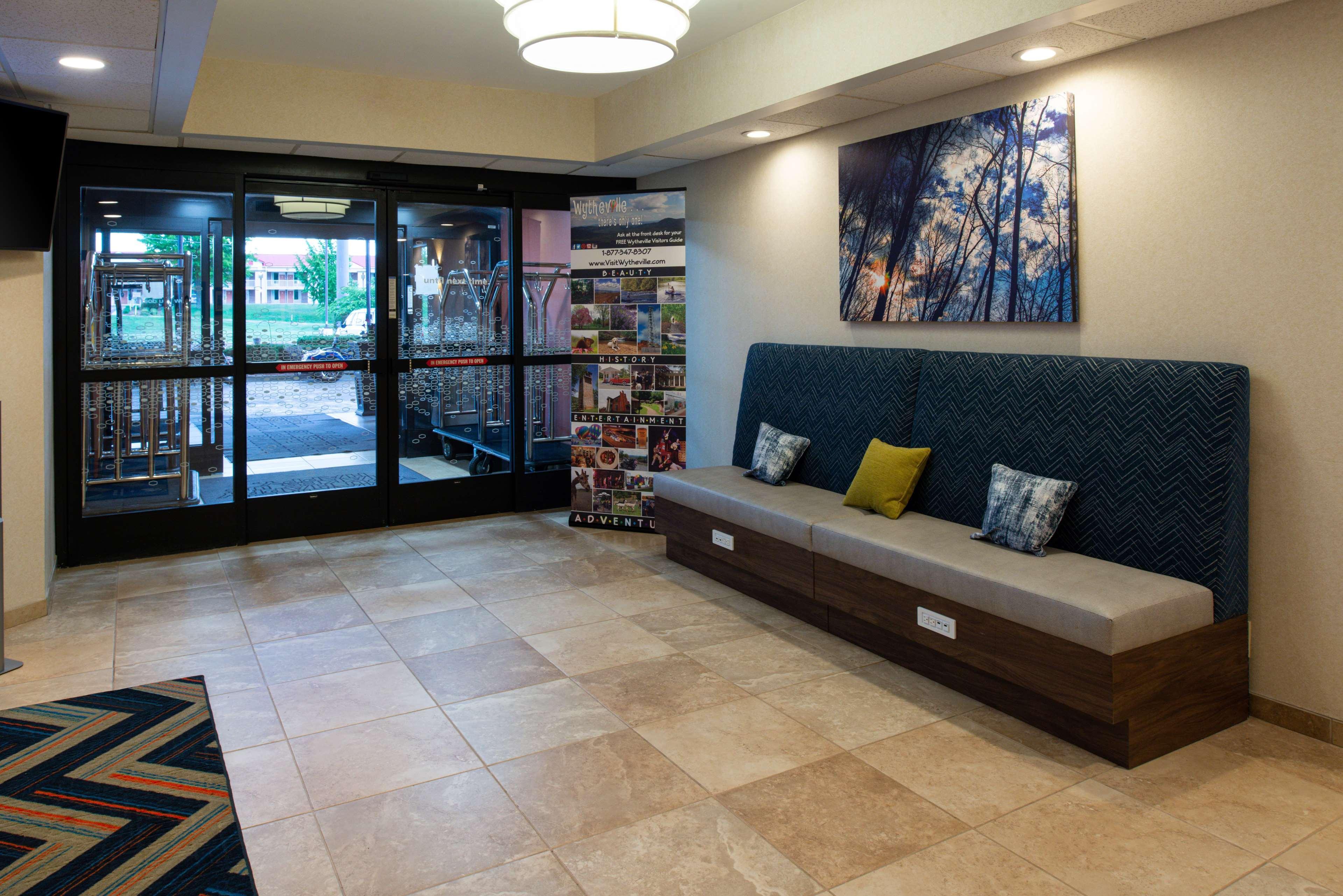 Hampton Inn Wytheville Zewnętrze zdjęcie