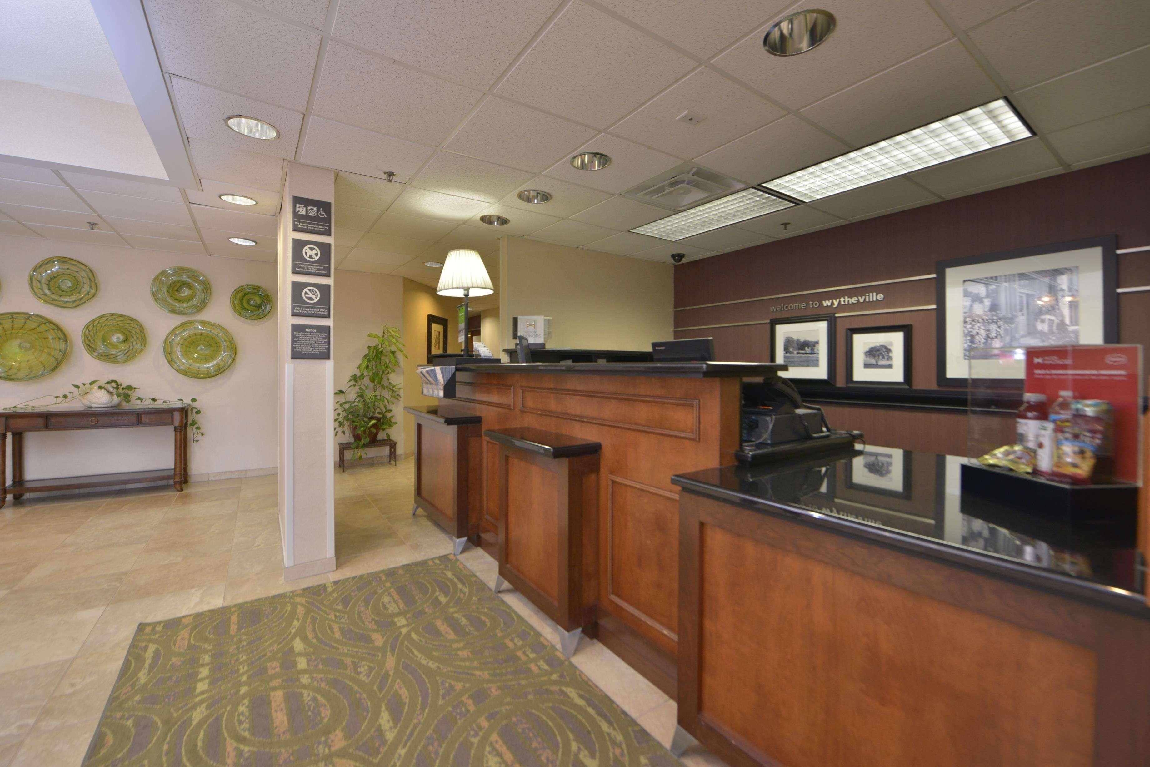 Hampton Inn Wytheville Zewnętrze zdjęcie
