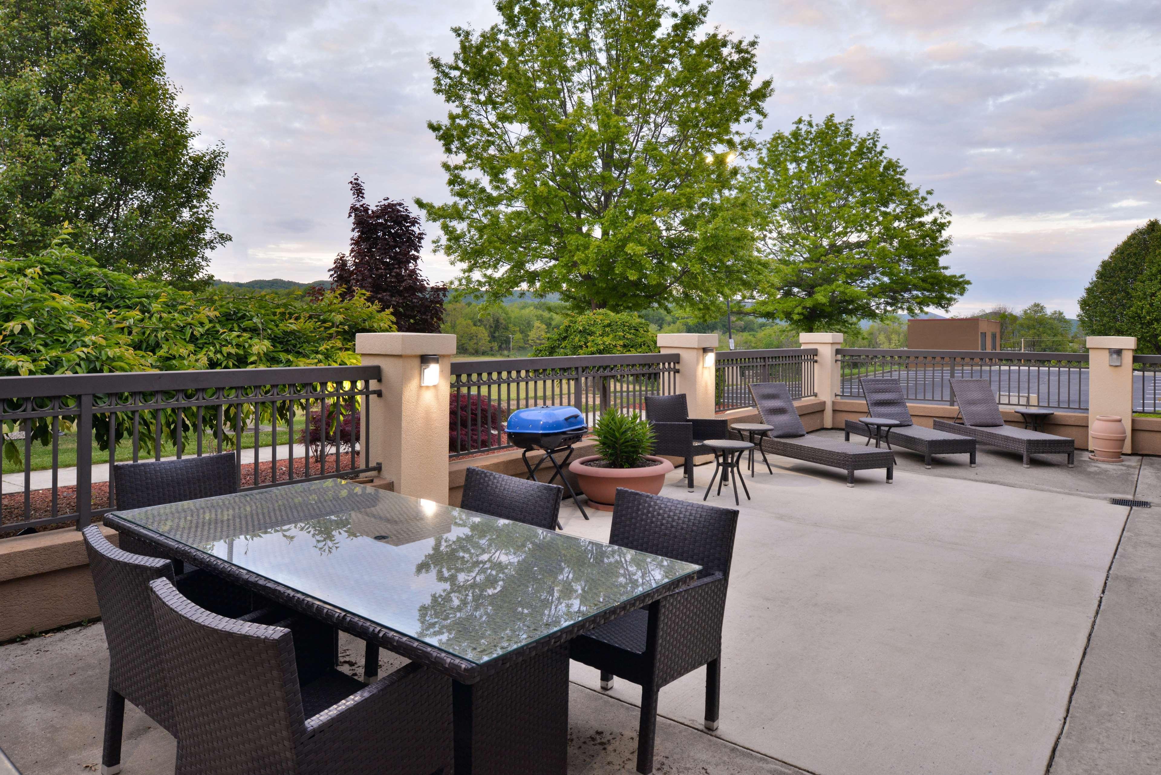 Hampton Inn Wytheville Zewnętrze zdjęcie