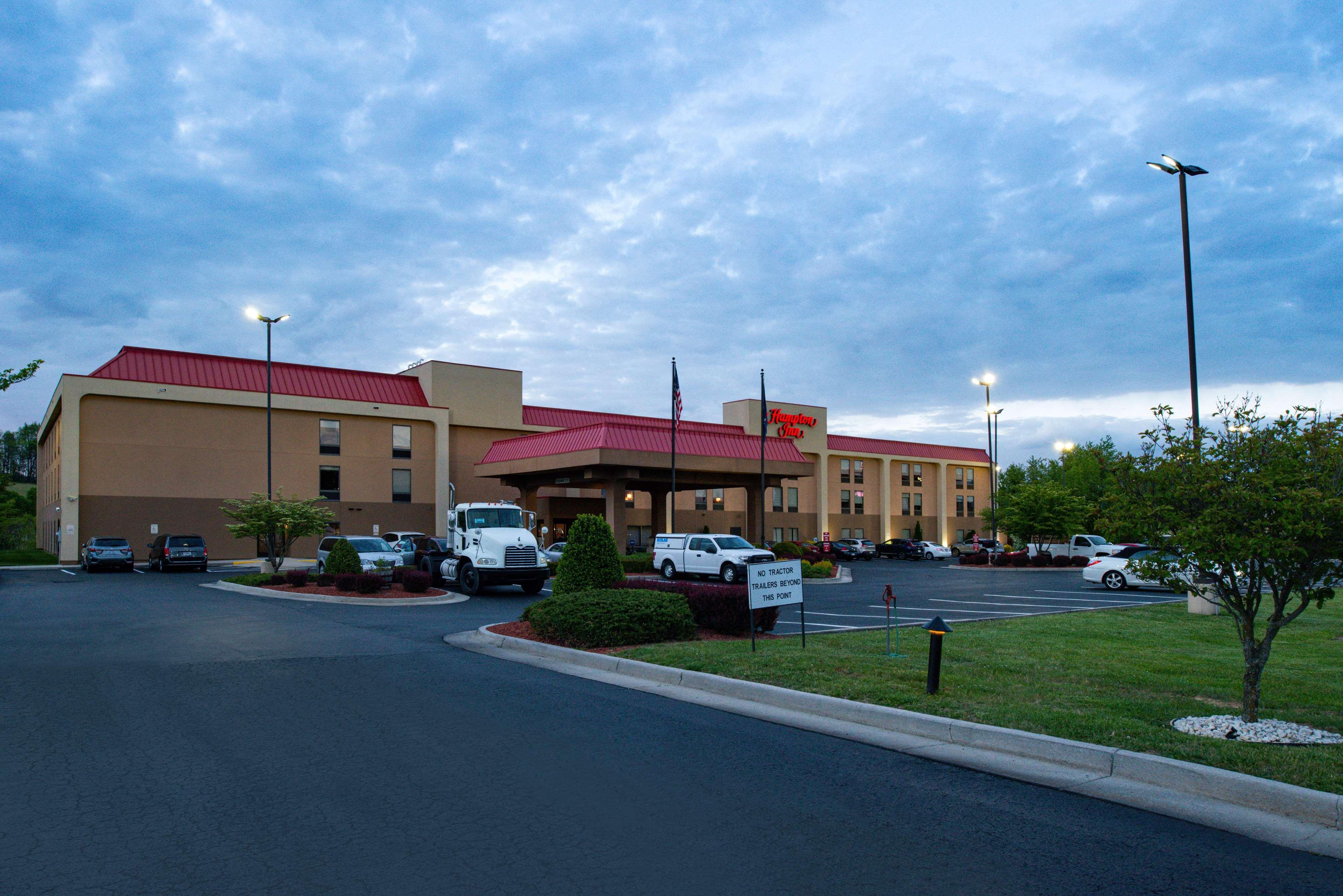 Hampton Inn Wytheville Zewnętrze zdjęcie