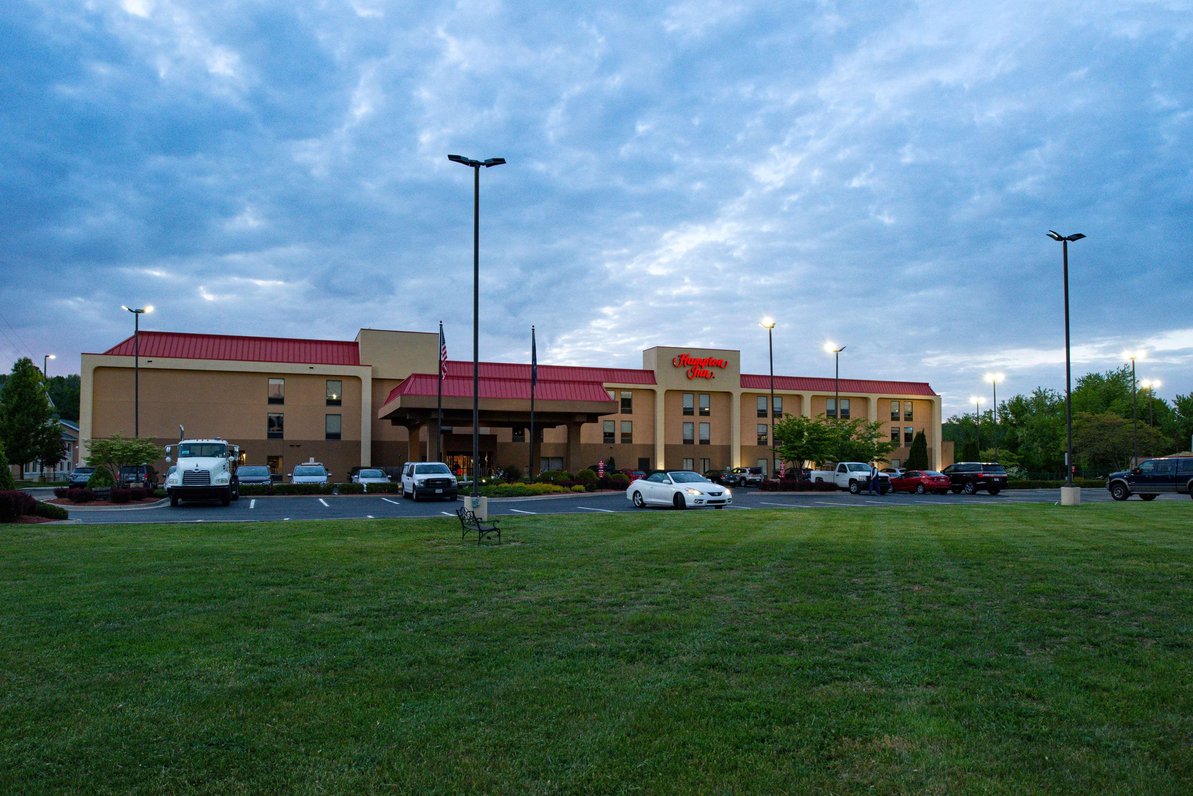Hampton Inn Wytheville Zewnętrze zdjęcie