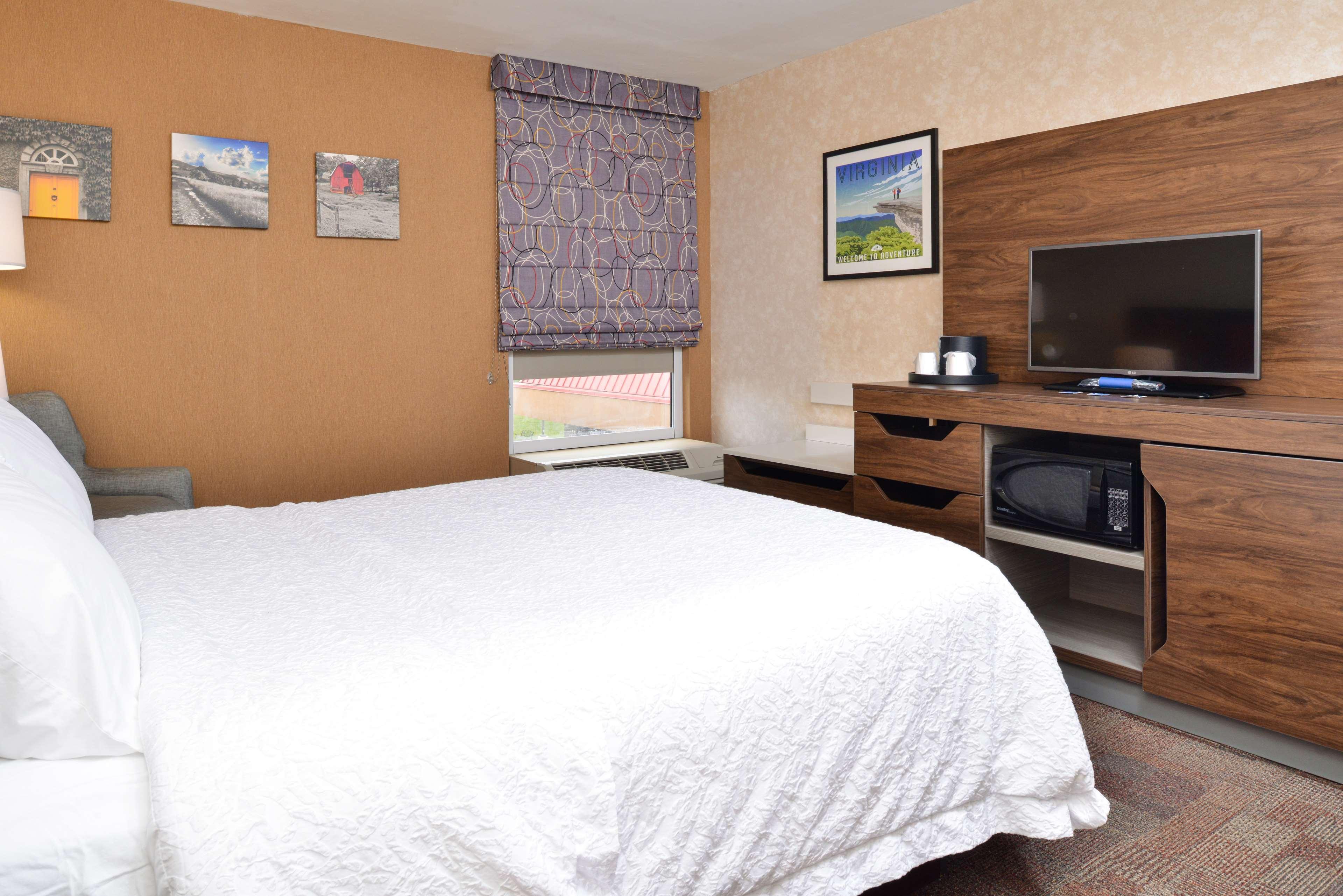 Hampton Inn Wytheville Zewnętrze zdjęcie