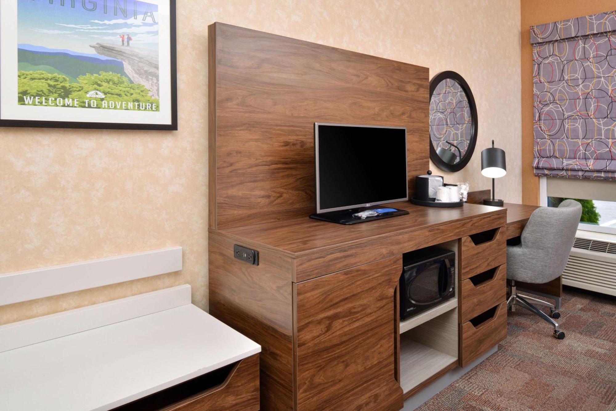 Hampton Inn Wytheville Zewnętrze zdjęcie
